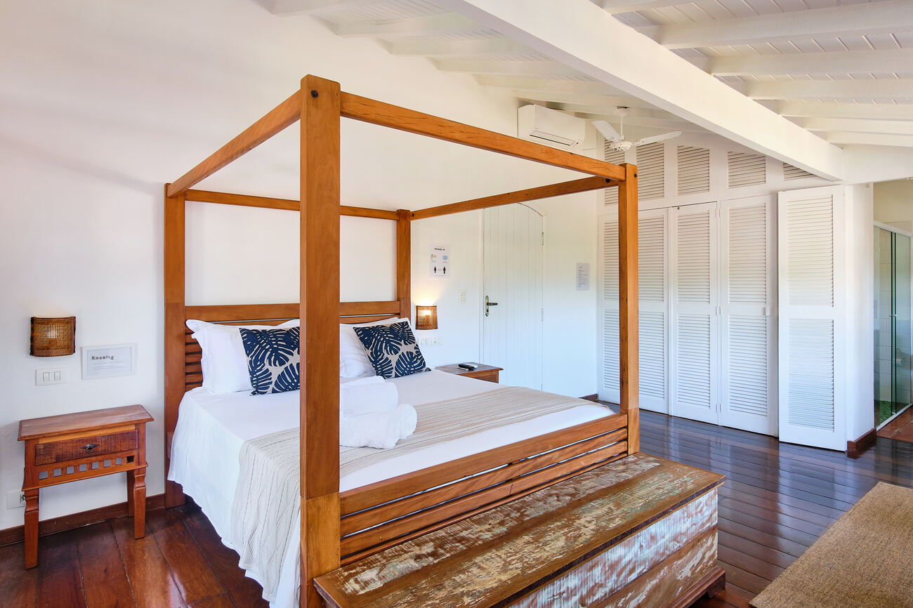 Quarto Premium Queen